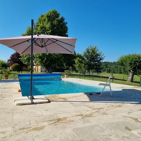 Domaine De Belcayre Couette-café 3*