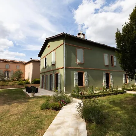 Domaine De Belcayre Bed & Breakfast *